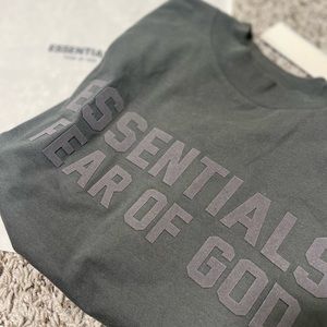 Essentials fear of God T-shirt